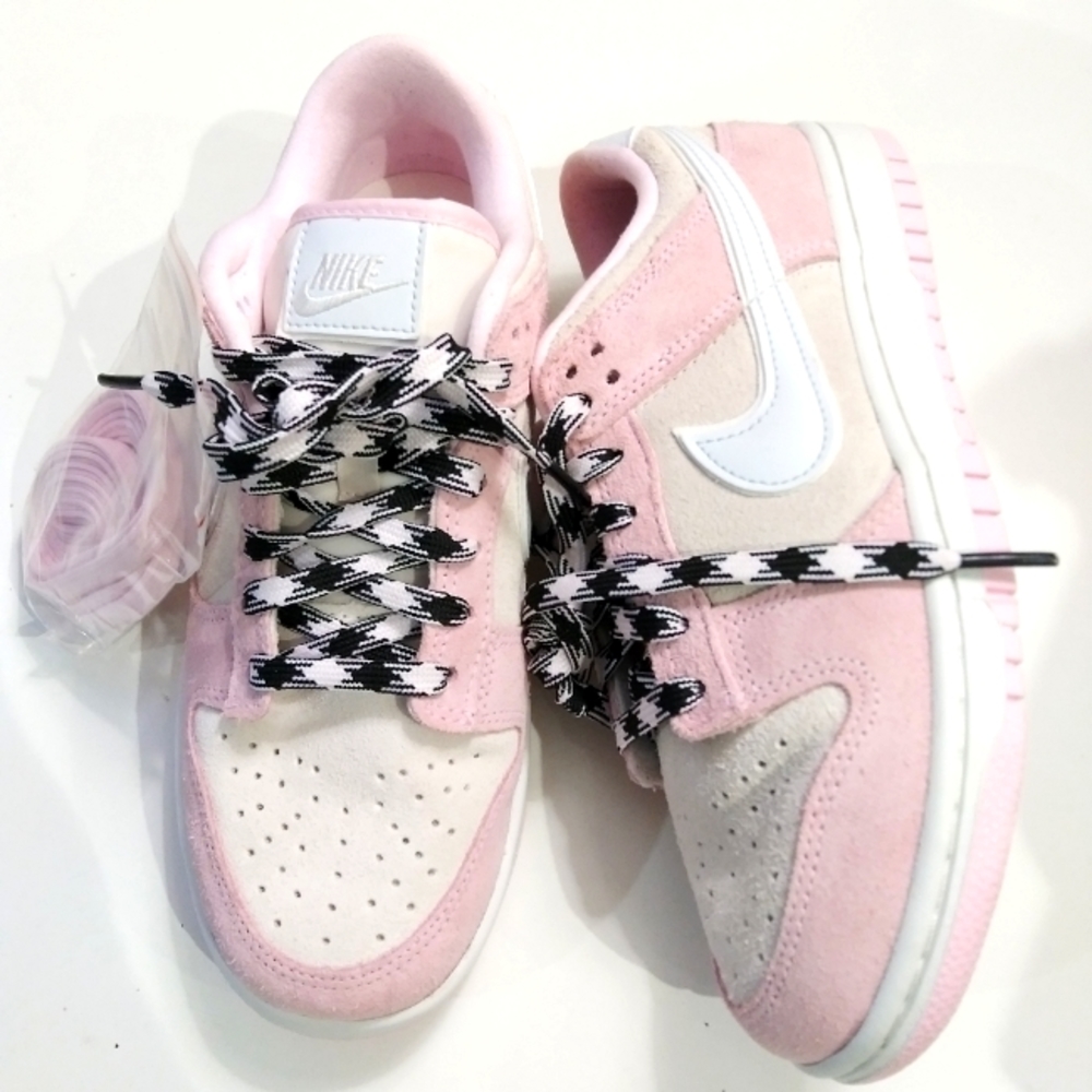 Nike Dunk Low "Pink Foam" wmns size 7.5